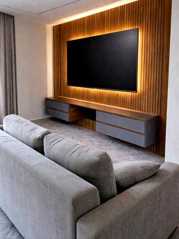 Мольєра вул., 77