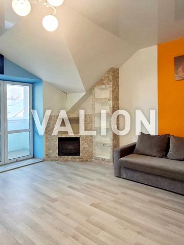 Богдана Хмельницького вул., 9-Б