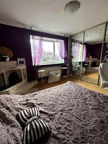 Петра Ніщинського вул., 14