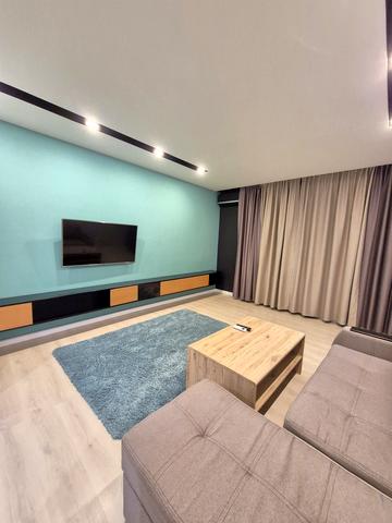 Андрія Аболмасова вул. (Панельна), 4