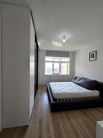 Ольги Кобилянської вул., 36