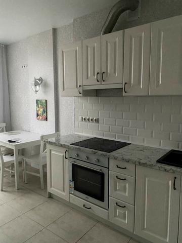 Університетська вул., 1г