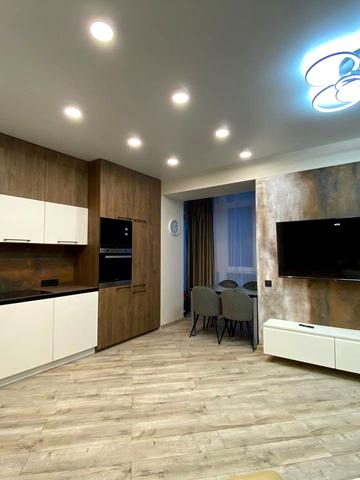 Приозерна вул., 28