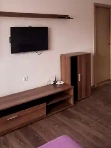 Богдана Хмельницького просп. (Героїв Сталінграда), 16