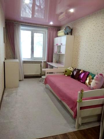 Відродження просп. (Аношкіна), 16а