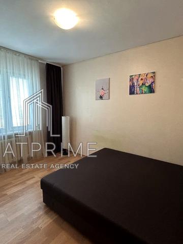 Милославська вул., 4