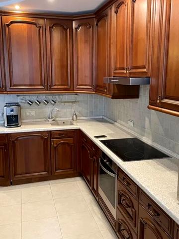 Вячеслава Чорновола вул., 20