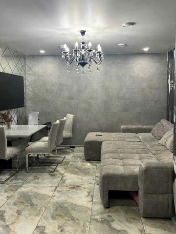 Академіка Сахарова вул., 40/1