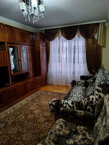 Раїси Окіпної вул., 5