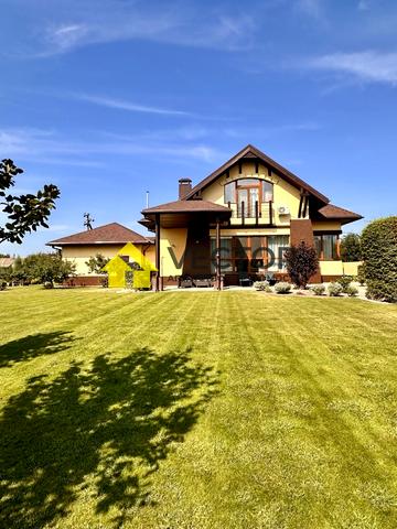 Кременчуцька вул., 29