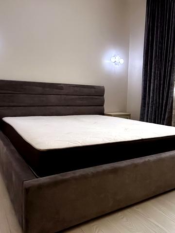 Гната Хоткевича вул. (Червоногвардійська), 8