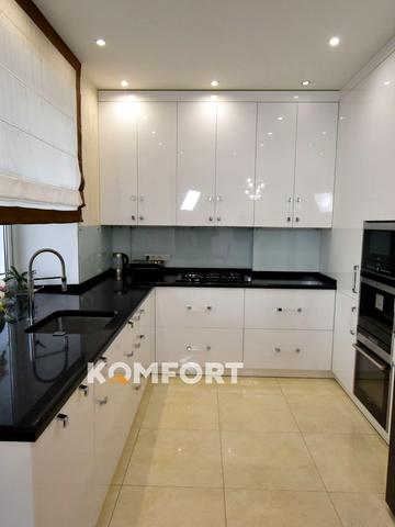 Паркова вул., 44