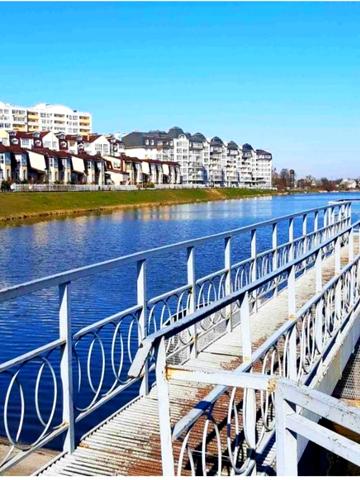 Стрілецька вул., 98