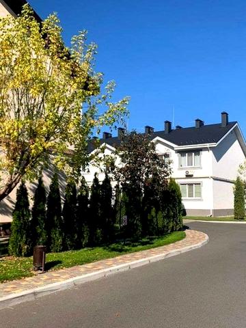 Ясна вул., 38