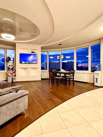 Генуезька вул., 5