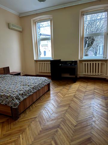 Тараса Шевченка вул., 59