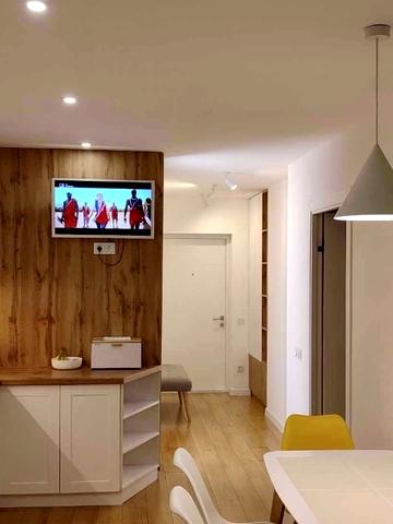 Зелена вул., 204д