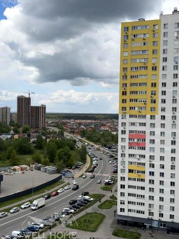 Василя Симоненка вул., 111