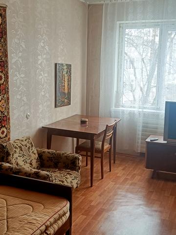 Всіхсвятська вул. (50 років СРСР), 16