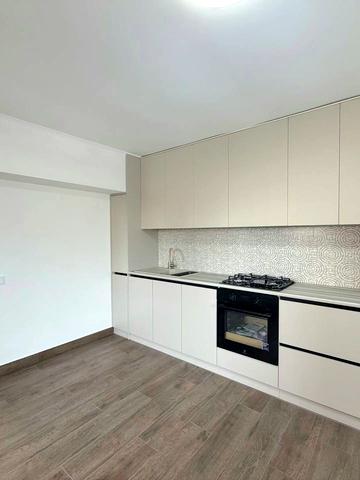 Глиняна вул., 9