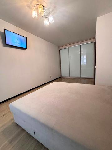 Миру вул., 9-В