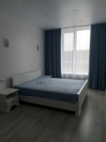 Університетська вул., 1г