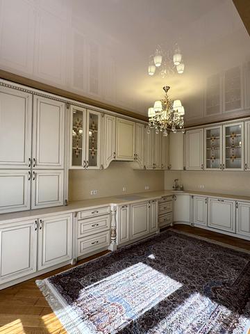 Антона Кущинського вул. (Степана Дьолога), 4-Б