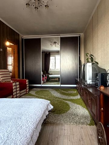 Дубенська вул., 40