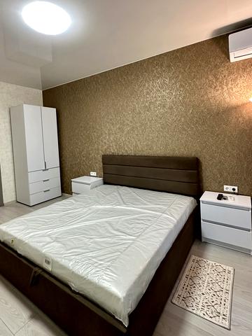 Миколи Бажана просп., 1-А