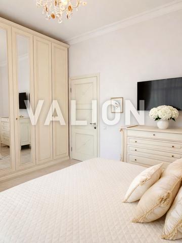 Лесі Українки бульв., 7-В