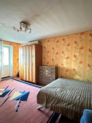 Радісна вул., 21