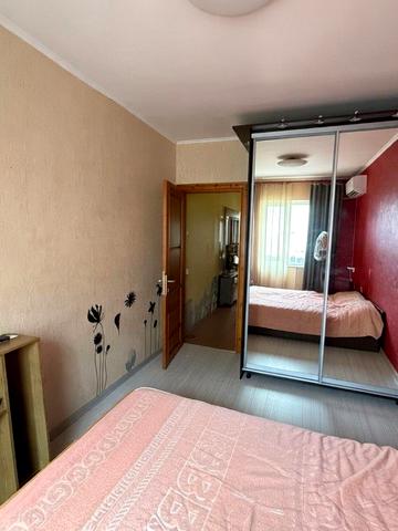 Варненська вул., 23