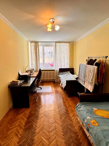 Зарицьких вул. (), 44