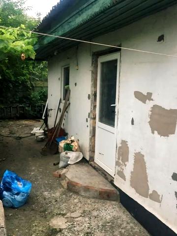 Мисливська вул., 21