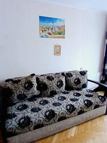 Лісовий просп., 19