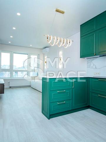 Ужгородський пров., 4/1