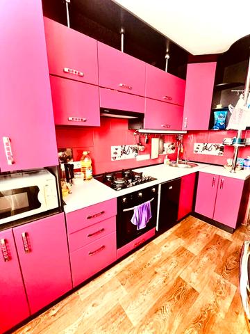 Незалежності вул. (Космонавта Попова), 9 к3