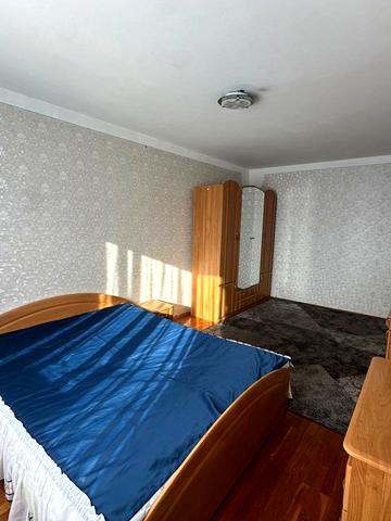 Миропільська вул., 3