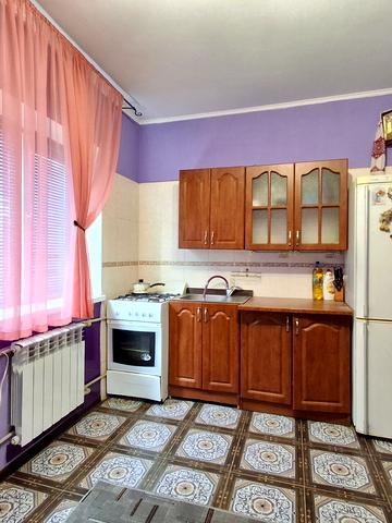 Володимира Беца вул. (Толстого), 25