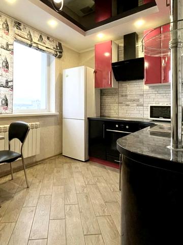 Академіка Павлова вул., 315