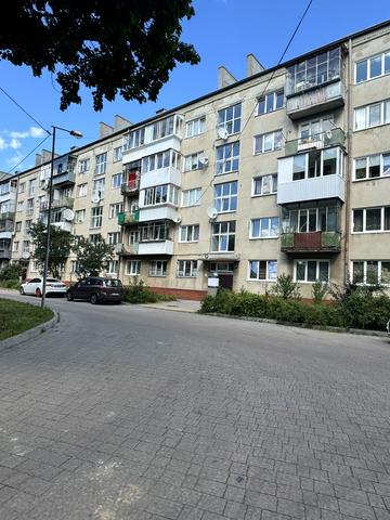 Мирона Тарнавського вул. (Кутузова), 114