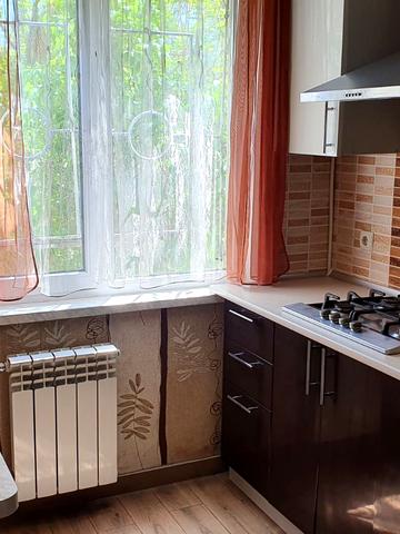 Олексія Вадатурського вул. (Маршала Малиновського), 35