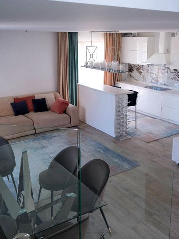 Григоренка вул., (Будинок 1)