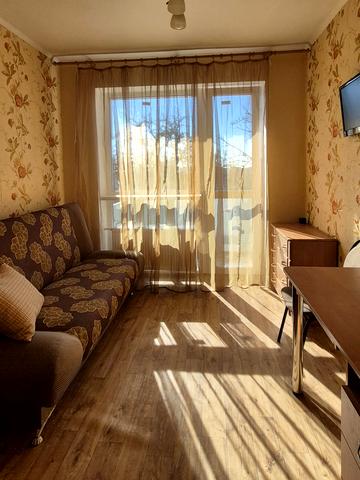 Чернівецька вул., 5