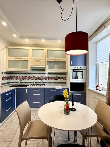 Демнянська вул., 26