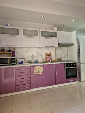 Генуезька вул., 5