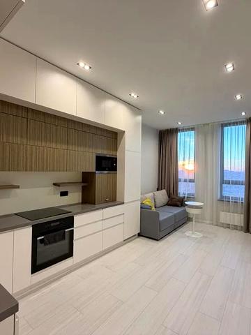 Ділова вул. (Димитрова), 1/2