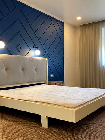 Набережна Перемоги вул., 62