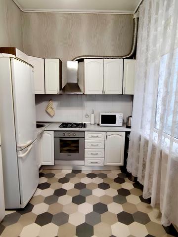 Михайла Коцюбинського вул., 9