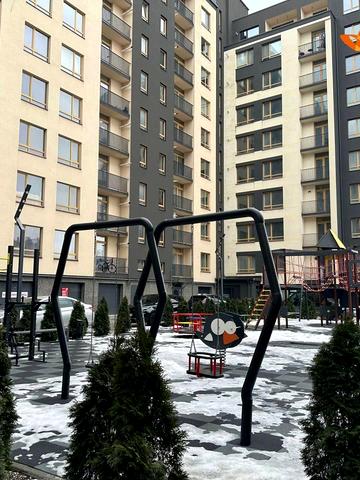 Кобилянської вул., (Будинок)